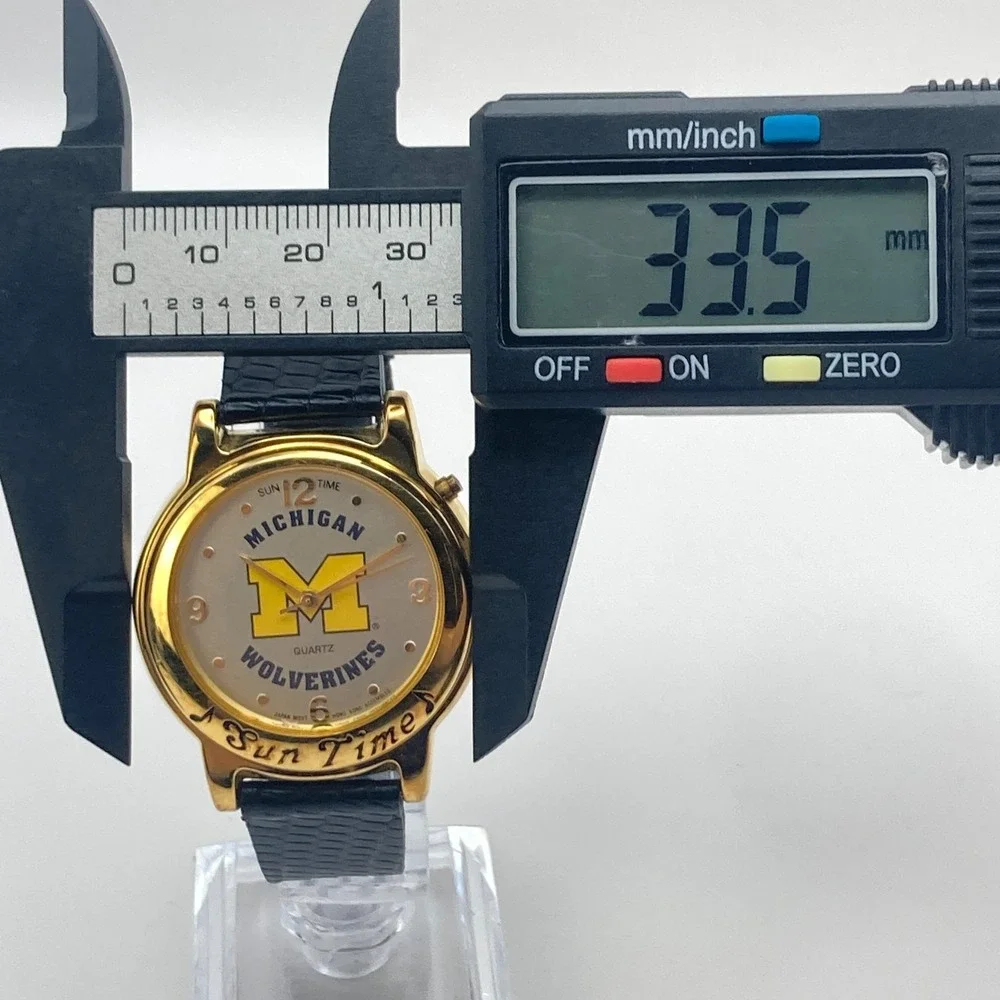 University of Michigan Wolverines Men's Watch 34mm Sun Time NO MUSIC New Battery